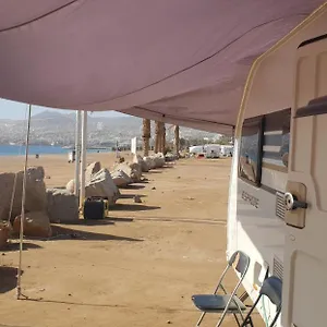 אתר קמפינג New English Luxury Caravan On The Sea, אילת